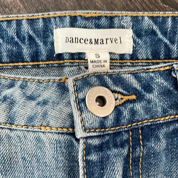 Mini distressed jean skirt size small - Picture 2 of 3